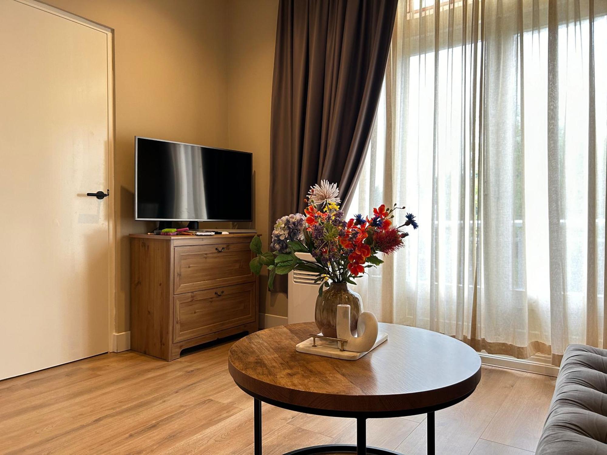 Lovely Spacious Apartment 赞德沃特 外观 照片